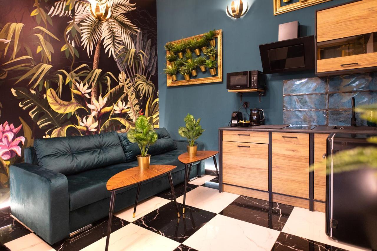 Jungle 2 Apartment *